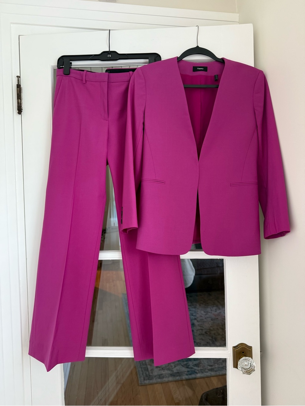 Theory Fuschia Pink Suit | Blazer sz 4 & Pants sz 6